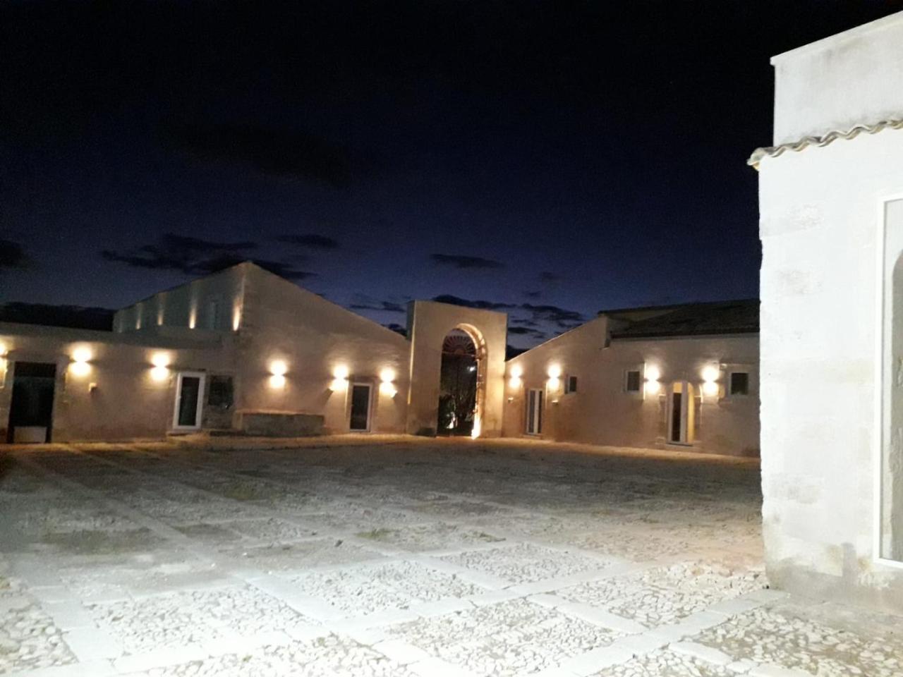 Ballium Luxury Relais Avola Kültér fotó